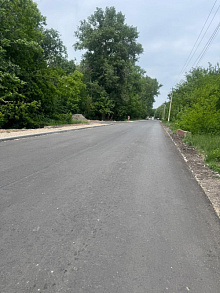 В Станице Луганской подходят к завершению дорожные работы